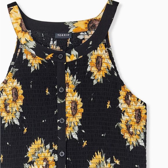 🆕SIZE LRG BLACK SUNFLOWER BUTTON SMOCKED BABYDOLL TANK - Picture 4 of 7